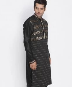 Vastramay Men's Black Cotton Silk Blend Kurta