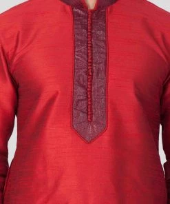 Buy 1 Get 1 VASTRAMAY Men's Maroon Cotton Silk Blend Kurta 10 Buy 1 Get 1 VASTRAMAY Men's Maroon Cotton Silk Blend Kurta