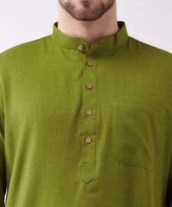 Vastramay Men's Mehendi Green And White Cotton Blend Kurta Pyjama Set
