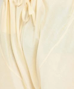 Vastramay Men's Mehendi Green And Cream Cotton Blend Kurta Pyjama Set