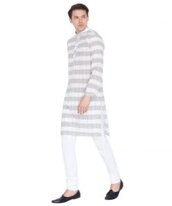 Vastramay Men's White Cotton Kurta And Pyjama Set