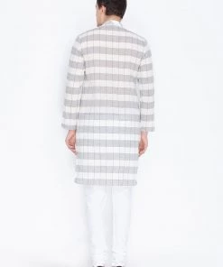 Vastramay Men's White Cotton Kurta And Pyjama Set