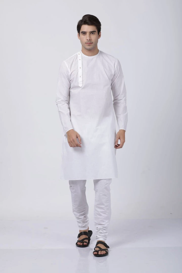 VASTRAMAY Men's White Cotton Blend Kurta 7 VASTRAMAY Men's White Cotton Blend Kurta