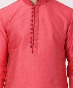 VASTRAMAY Men's Pink Cotton Silk Blend Kurta 10 VASTRAMAY Men's Pink Cotton Silk Blend Kurta