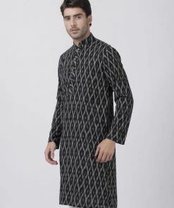 Vastramay Men's Black Pure Cotton Kurta