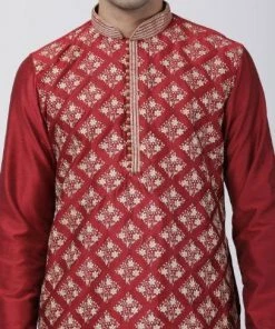 Vastramay Men's Red Cotton Silk Blend Kurta