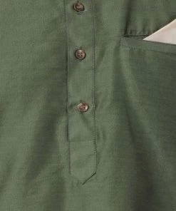 Vastramay Men's Green Cotton Blend Kurta