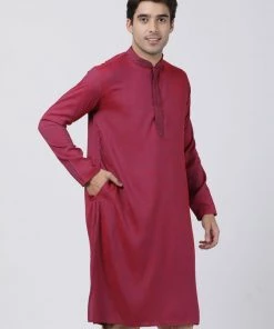 Vastramay Men's Purple Cotton Blend Kurta