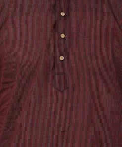 Rakhi SHVAAS By VASTRAMAY Men's Maroon Cotton Handloom Kurta With Pyjamas 12 Rakhi SHVAAS By VASTRAMAY Men's Maroon Cotton Handloom Kurta With Pyjamas