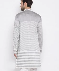 Vastramay Men's Grey Cotton Blend Kurta