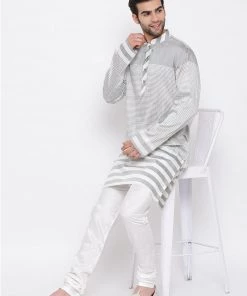 Vastramay Men's Grey Cotton Blend Kurta
