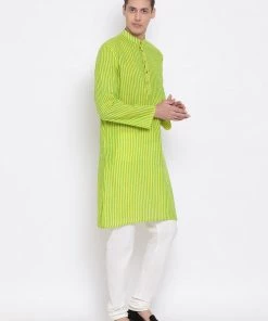 Vastramay Men's Green Pure Cotton Kurta And Pyjama Set