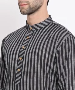 Vastramay Men's Black Pure Cotton Kurta And Pyjama Set
