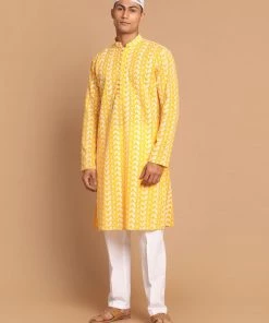 Vastramay Men's Orange And White Chikankari Kurta Pyjama Set With A Prayer Cap Kurta Sets