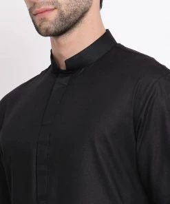 Vastramay Men's Black Cotton Blend Kurta