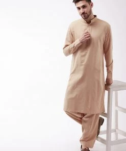 Kurta Sets VASTRAMAY Men's Chicku Colour Cotton Blend Kurta And Pyjama Set 14 Kurta Sets VASTRAMAY Men's Chicku Colour Cotton Blend Kurta And Pyjama Set