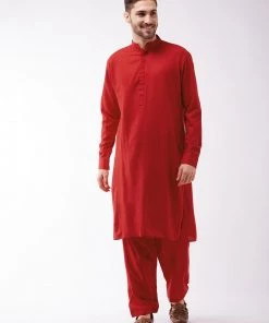 Vastramay Men's Maroon Cotton Blend Kurta And Pyjama Set