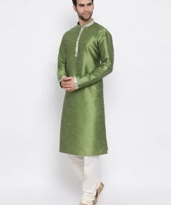 Vastramay Men's Green Silk Kurta Pyjama Set Kurta Sets