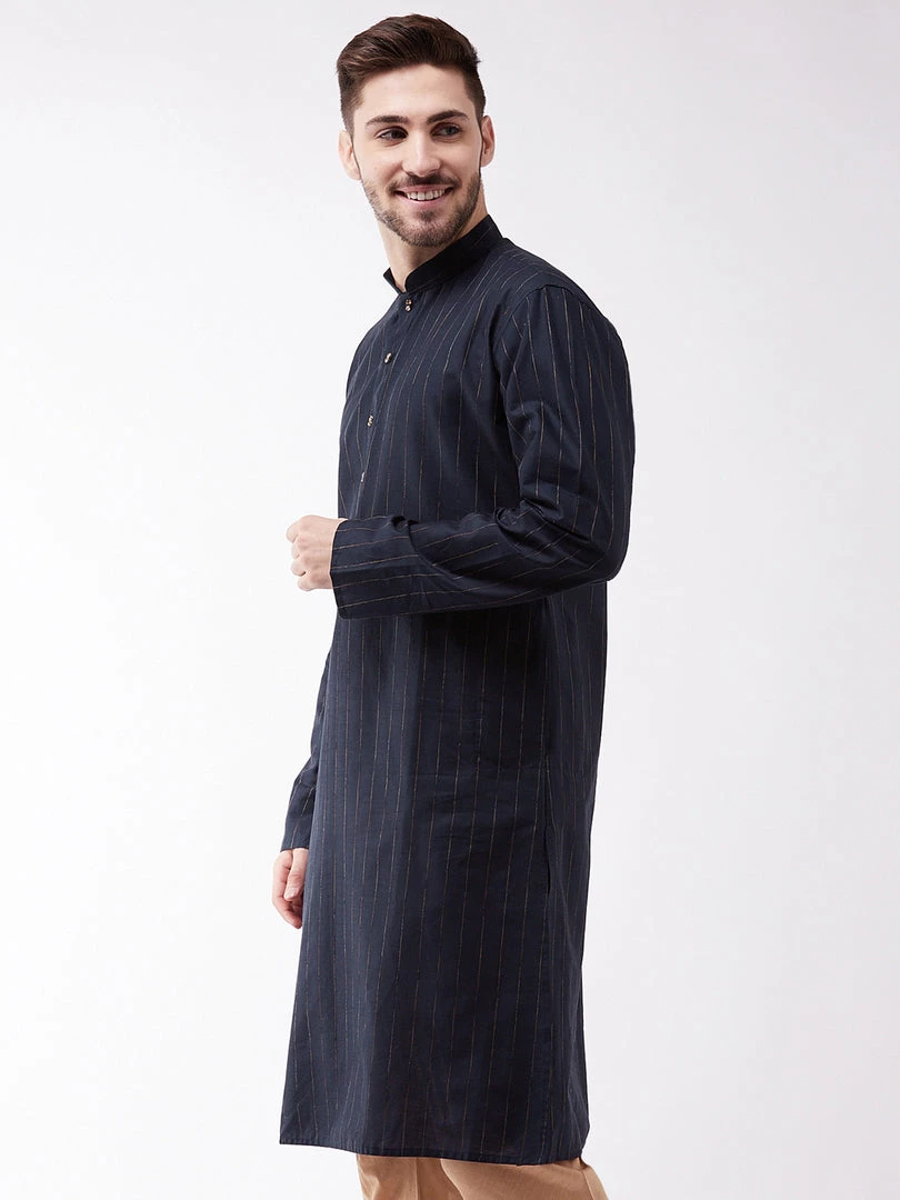 VASTRAMAY Men's Navy Blue Cotton Blend Kurta 4 VASTRAMAY Men's Navy Blue Cotton Blend Kurta