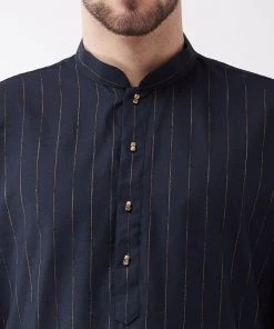 VASTRAMAY Men's Navy Blue Cotton Blend Kurta 11 VASTRAMAY Men's Navy Blue Cotton Blend Kurta