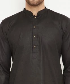 Vastramay Men's Black Cotton Blend Kurta