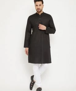 Vastramay Men's Black And White Cotton Blend Kurta Pyjama Set Kurta Sets