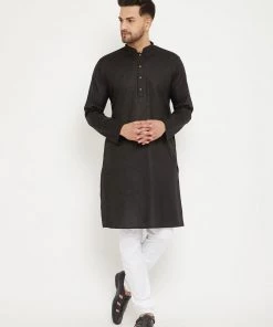 Vastramay Men's Black And White Cotton Blend Kurta Pyjama Set Kurta Sets