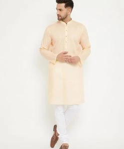 Vastramay Men's Cream Cotton Blend Kurta