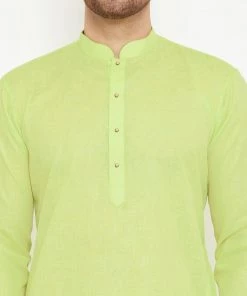 Vastramay Men's Green Cotton Blend Kurta