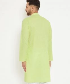 Vastramay Men's Green Cotton Blend Kurta