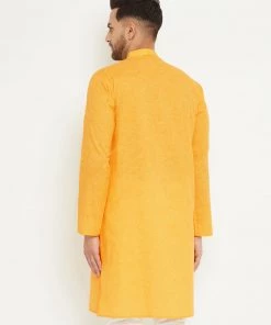 Vastramay Men's Yellow Cotton Blend Kurta
