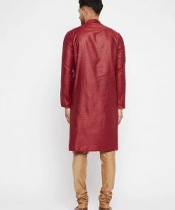 Vastramay Men's Maroon And Rose Gold Silk Blend Kurta Pyjama Set
