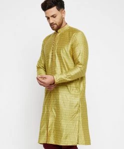 Vastramay Men's Mustard And Maroon Silk Blend Kurta