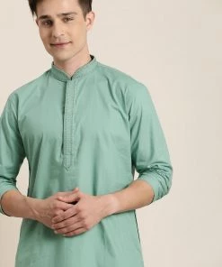 Vastramay Men's Green Cotton Blend Kurta Kurta Sets
