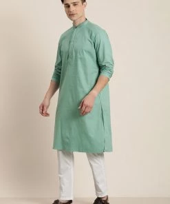 Vastramay Men's Green And White Cotton Blend Kurta And Pyjama Set Kurta Sets