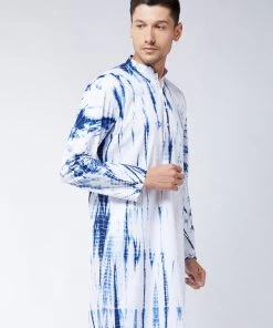 VASTRAMAY Men's Blue And White Pure Cotton Kurta