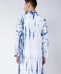 VASTRAMAY Men's Blue And White Pure Cotton Kurta