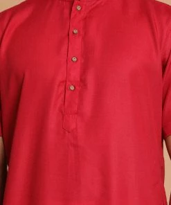 VASTRAMAY Men's Maroon Solid Kurta