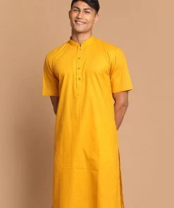 Vastramay Men's Mustard Solid Kurta
