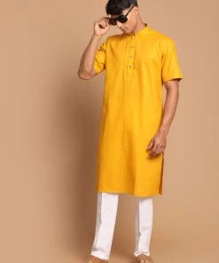 Vastramay Men's Mustard Solid Kurta