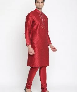 VASTRAMAY Men's Maroon Silk Blend Kurta And Pyjama Set