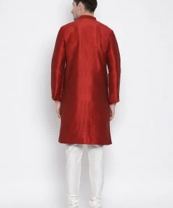 Vastramay Men's Maroon Silk Blend Kurta And Pyjama Set