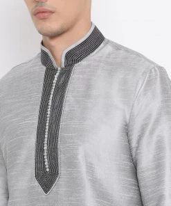 Vastramay Men's Grey Silk Blend Kurta
