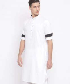 Vastramay Men's White Cotton Satin Blend Kurta