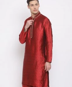 Vastramay Men's Maroon Cotton Silk Blend Kurta