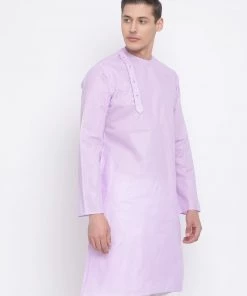 Vastramay Men's Purple Cotton Blend Kurta