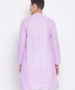 Vastramay Men's Purple Cotton Blend Kurta