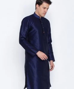Vastramay Men's Dark Blue Cotton Silk Blend Kurta