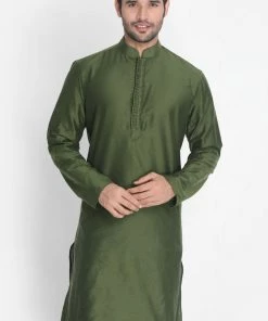 VASTRAMAY Men's Green Cotton Silk Blend Kurta