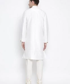 Vastramay Men's White Silk Blend Kurta And Pyjama Set